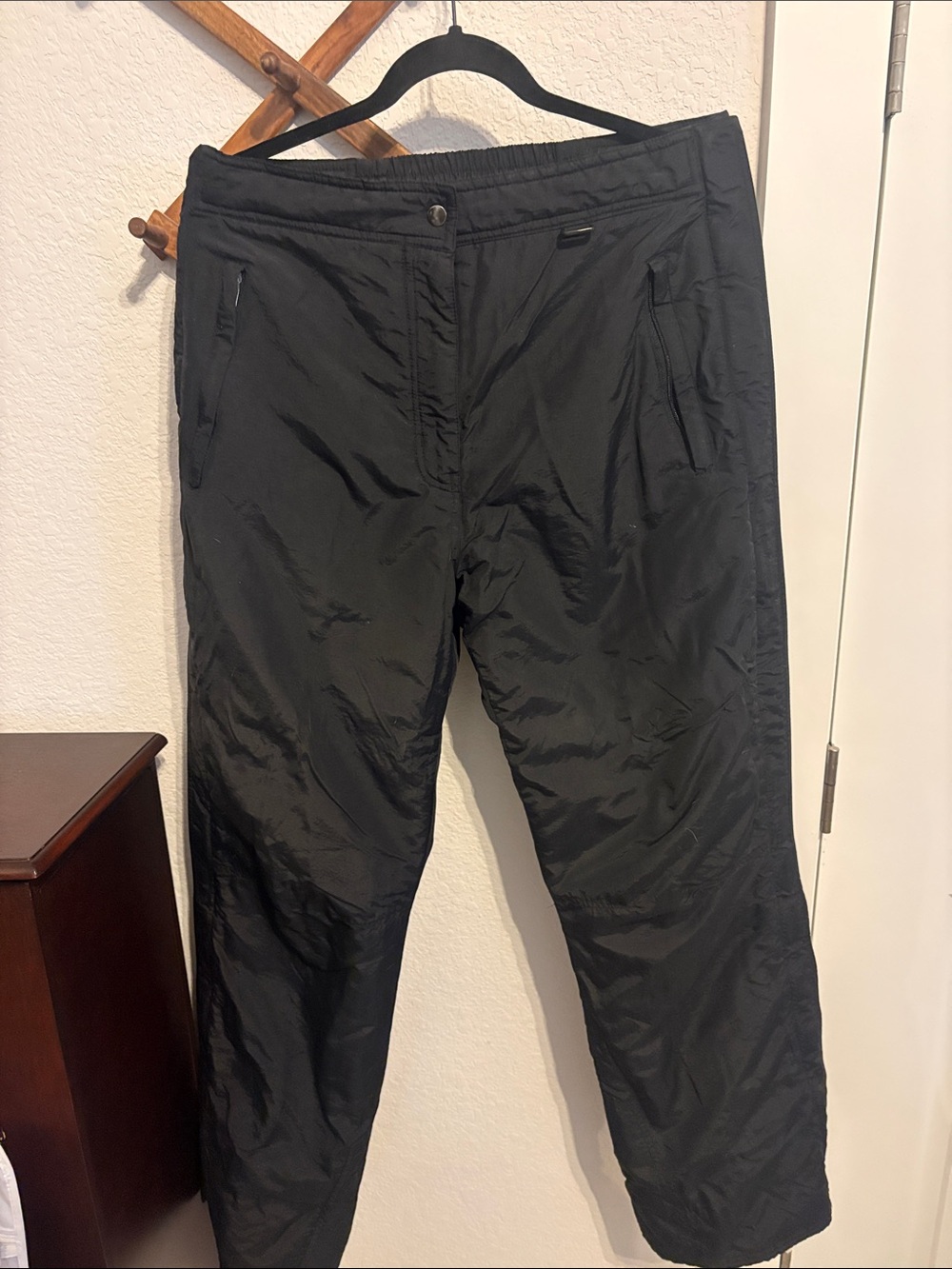 Woman’s  Black Ski Pants.
